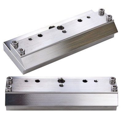 遵循国际标准，CNC 精密打造高精度狭缝式涂布模头厂家