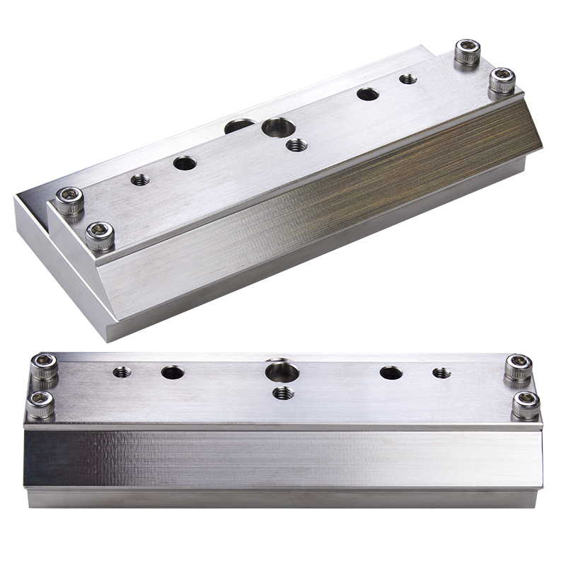 遵循国际标准，CNC 精密打造高精度狭缝式涂布模头厂家
